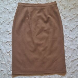🌺 2/$20. Vintage Women’s Sag Harbor Beige 100% Wool Pencil Skirt Size 10. (B5)